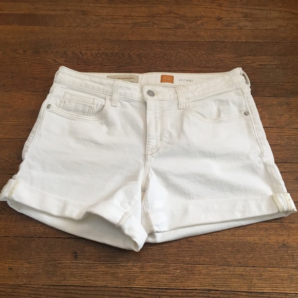 Anthropologie Pants - Pilcro White Denim Shorts